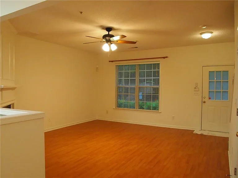 2175 Whitestone Pl — Photo 6