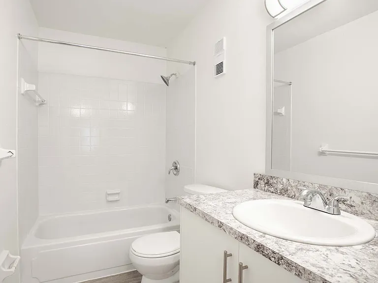 Mirador at Woodside — Photo 10