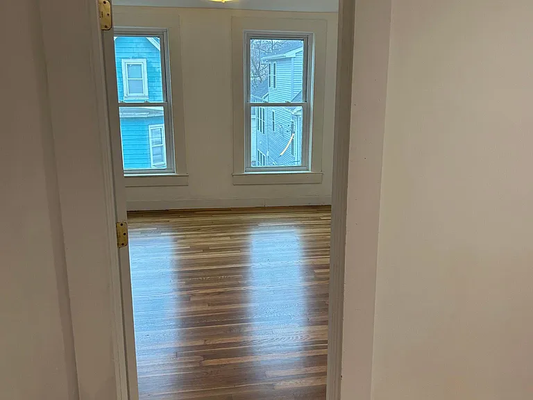 83 Flint St #2 — Photo 12