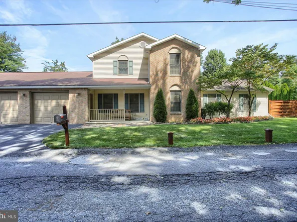 404 W Strawberry Ave, Mechanicsburg, PA 17055