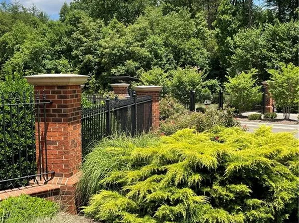 Eddington Ln Lot 4, Pilot Mountain, NC 27041