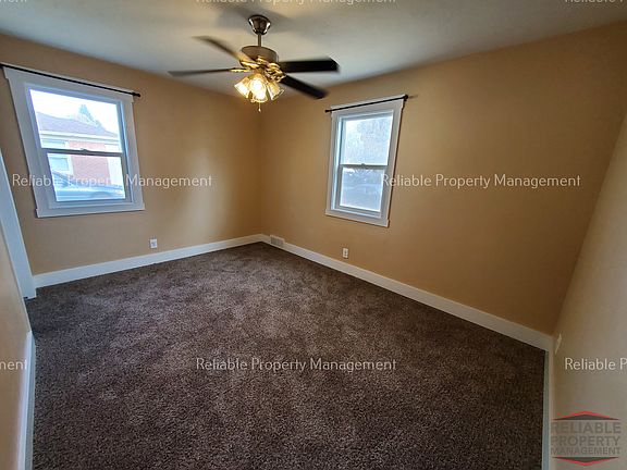 5th image of 350 Holbrook Dr