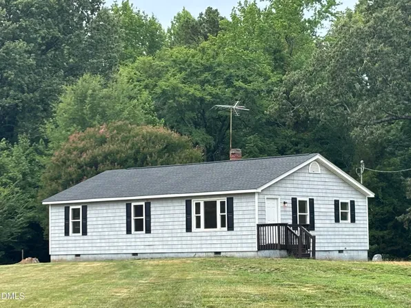 695 Layton Store Rd, Castalia, NC 27816