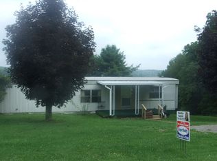 29 Meneely Rd, Burgettstown, PA 15021