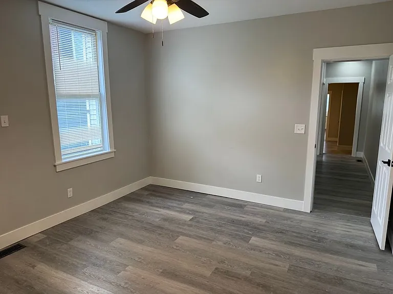 1932 Lowrie St #1 — Photo 7