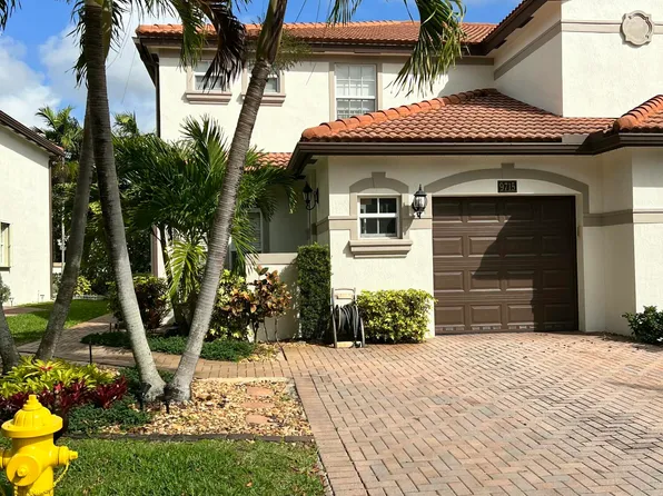 9715 Darlington Pl, Cooper City, FL