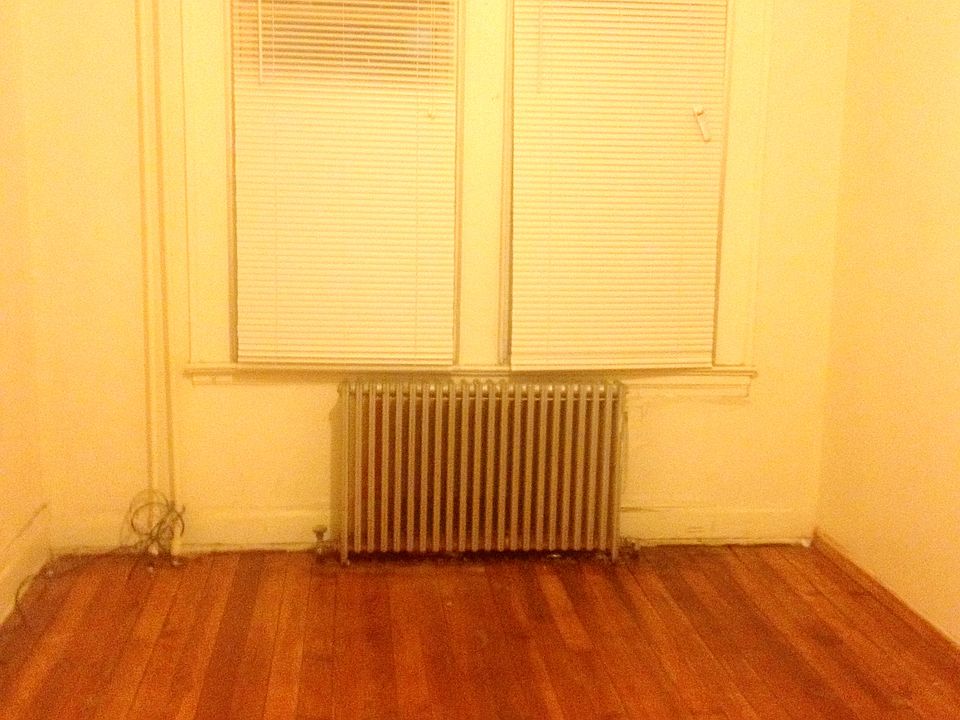 1st image of 535 E 29th St1st Floor4th Brk