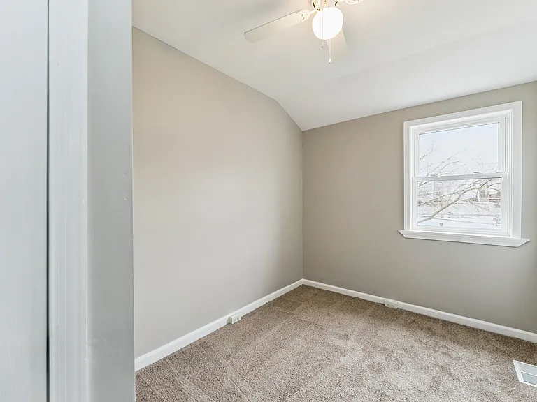 4804 Wrenwood Ave — Photo 11