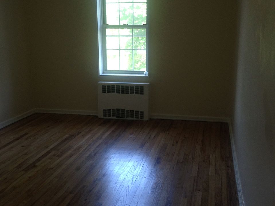 2nd image of 63-89 Woodhaven Blvd #3