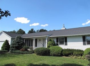 114 Dobbin Ln, Elbridge, NY 13060