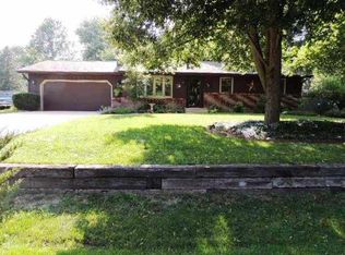 6123 Lockwood Dr, Rockford, IL