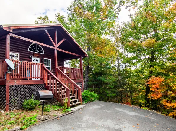 1410 Little Cove Church Rd, Sevierville, TN 37862