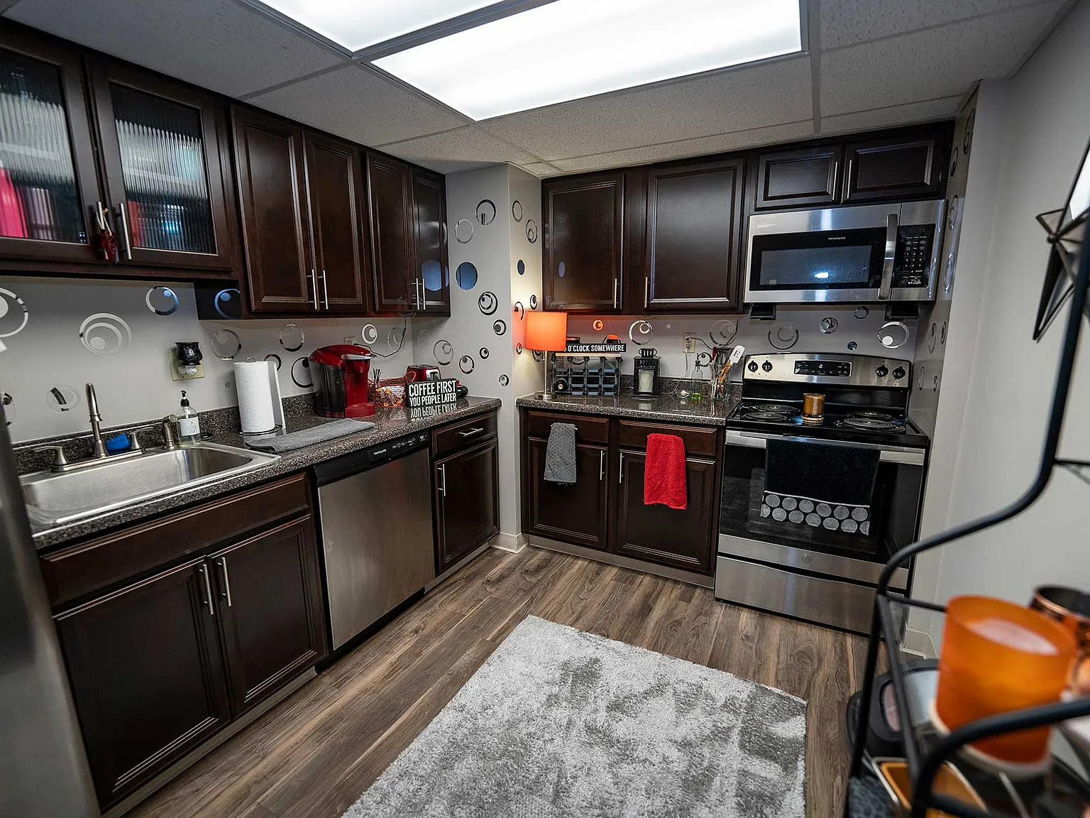 Laurel Village Apartments — Photo 3