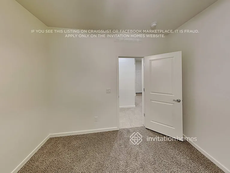 4224 W Coneflower Ln — Photo 10
