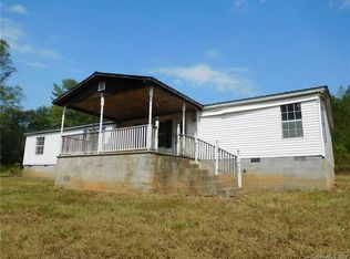 226 Dirty Ankle Rd, Lawndale, NC 28090