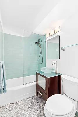 Sold by Douglas Elliman | media 15