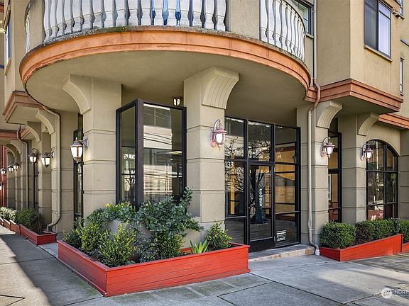 4th image of 133 Queen Anne Avenue N #406