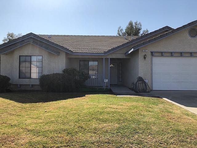 1st image of 207 White Oak Dr