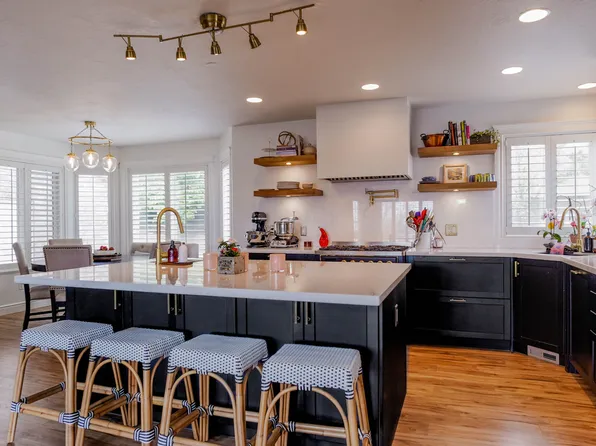 984 N 500 E, Centerville, UT 84014