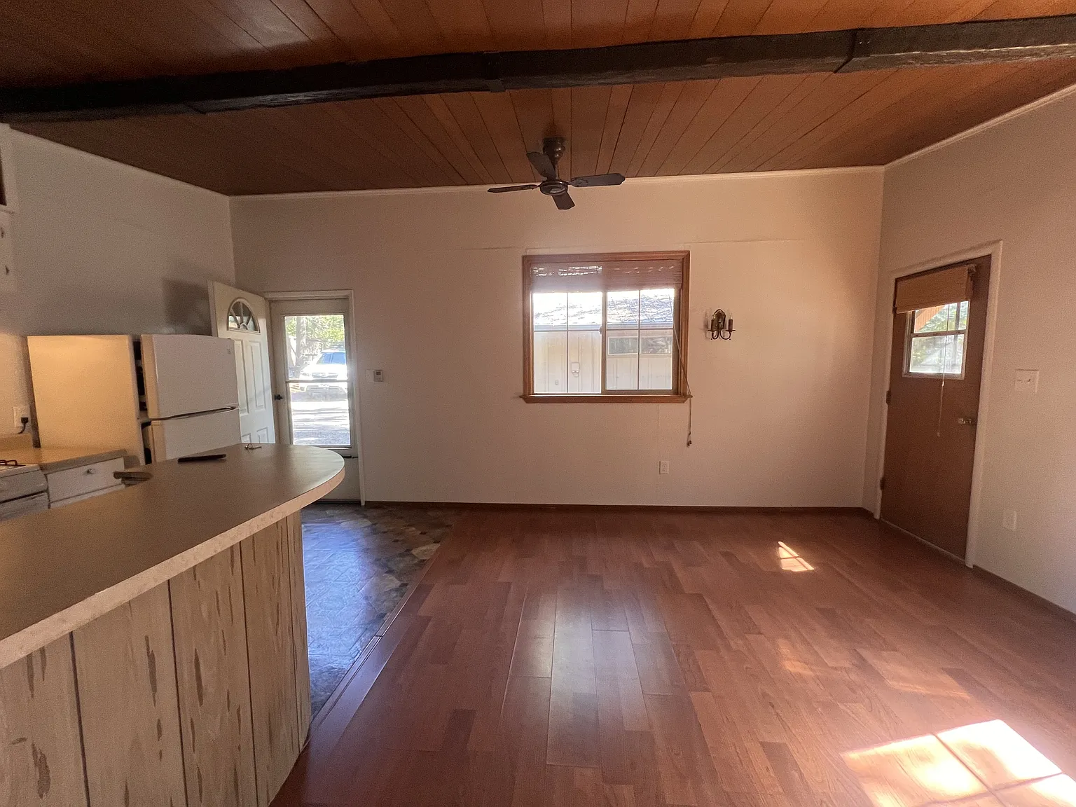 12524 Valley View Road (Granny Unit) - — Photo 3