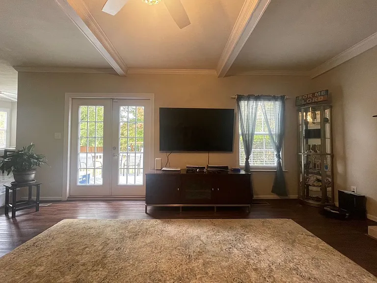 1117 Chipping Ct — Photo 17