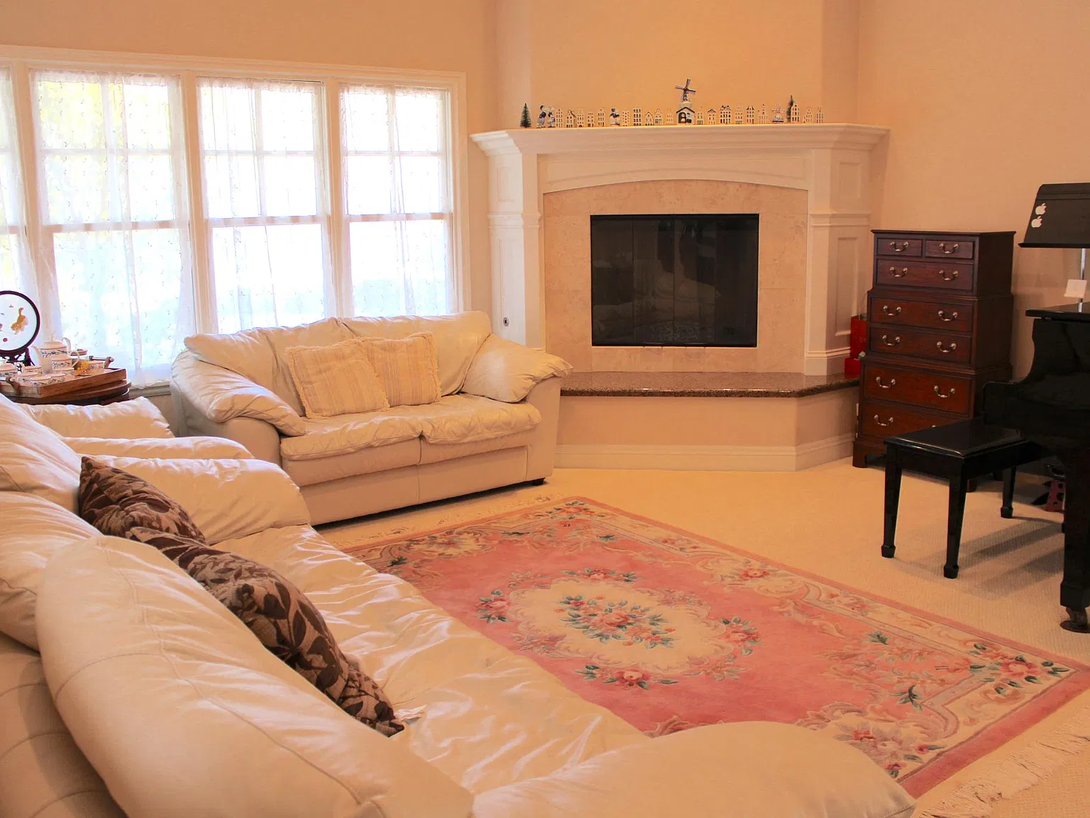 4 bed, 3.5 bath, 3278 sqft, $7,000 — Photo 4