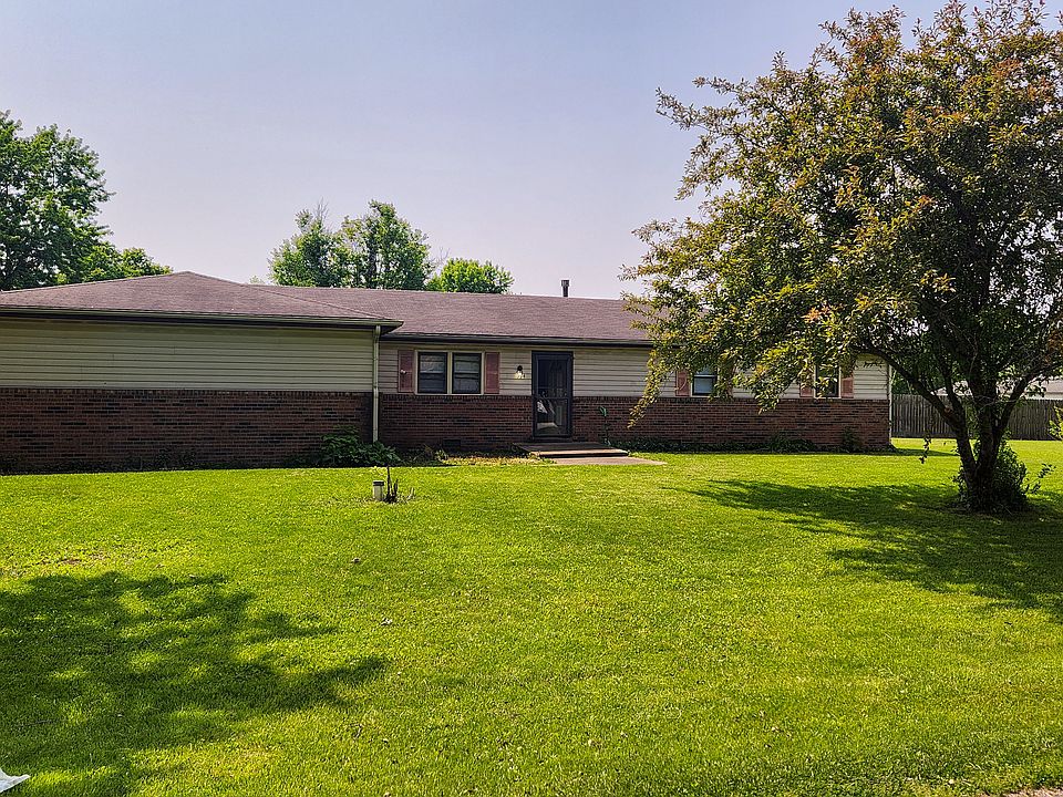 1st image of 394 Pinedale Dr