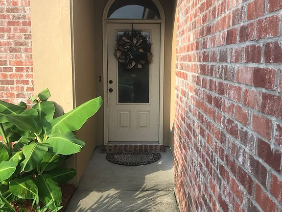 5th image of 1685 Seville Dr