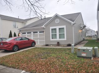 450 Atherton Dr, Carmel, IN 46032