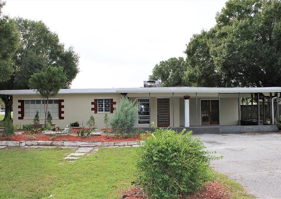 1st image of 23419 Harper Ave