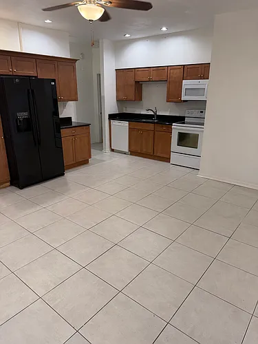 408 NW 5th Ave #B Photo 1 408 NW 5th Ave #B Photo 1
