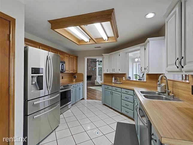 1st image of 1812R Waterwood Dr