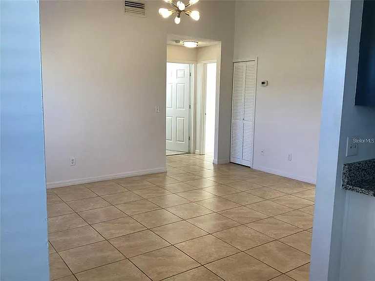 543 Cardinal Dr — Photo 12
