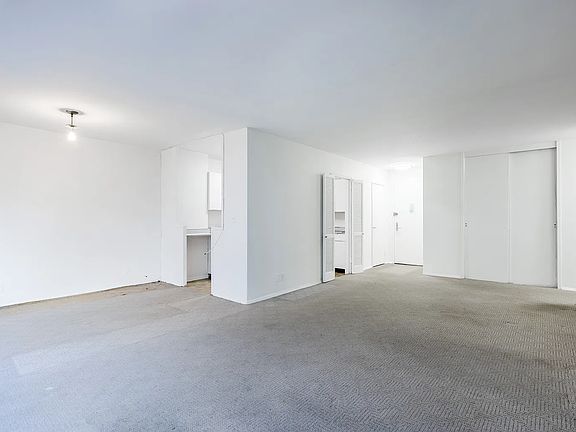 3rd image of 140 W End Ave APT 4J