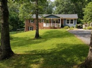106 Royal Walnut Rd, Front Royal, VA 22630