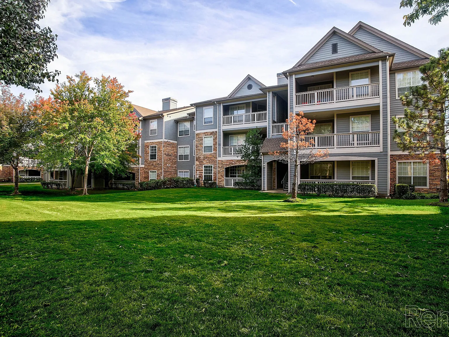 Remington at Memorial Apartments — Photo 3
