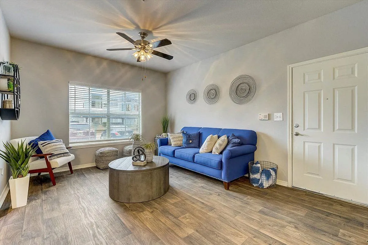 Southpoint Villas — Photo 3