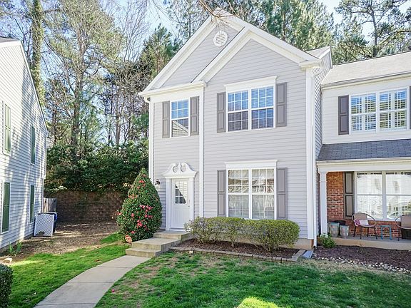 3rd image of 4254 Vienna Crest Dr