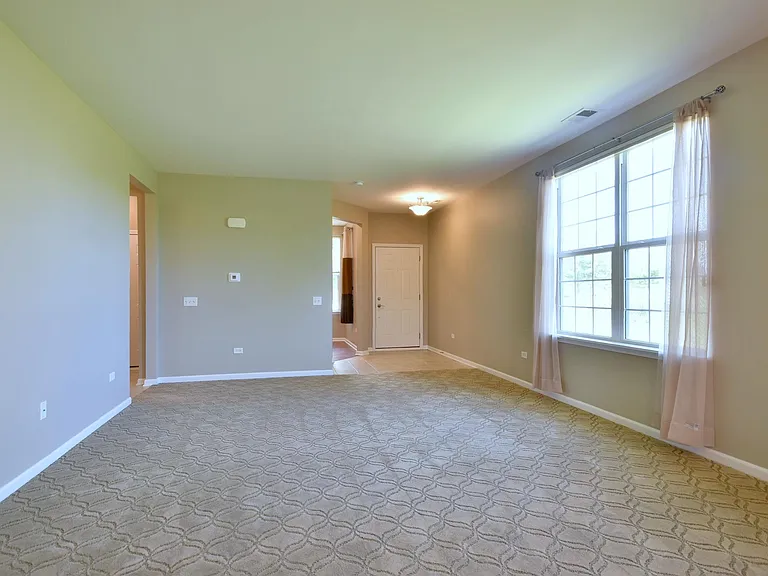821 Voyage Way — Photo 12