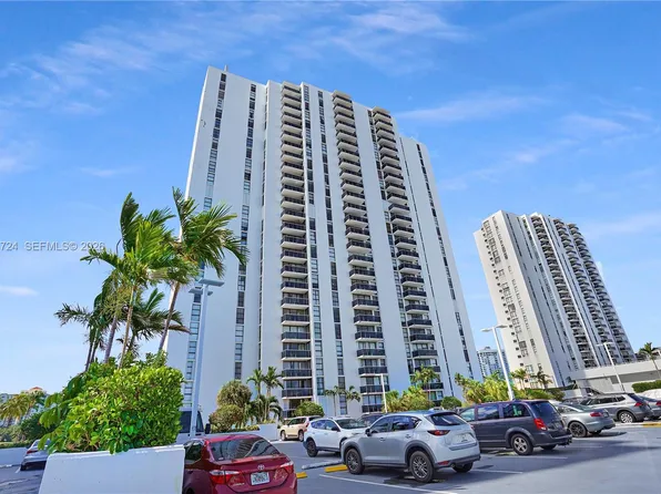 3675 N Country Club Dr APT 1501, Aventura, FL 33180