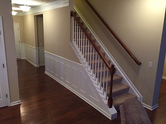 2nd image of 8012 Parkcroft Dr