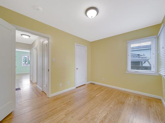 3rd image of 119 Claremont Ave