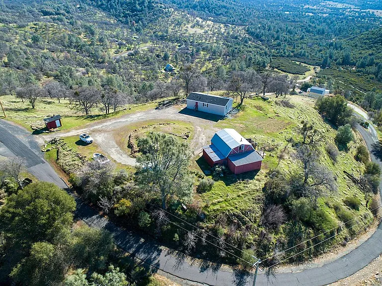 4655 Appaloosa Rd — Photo 1