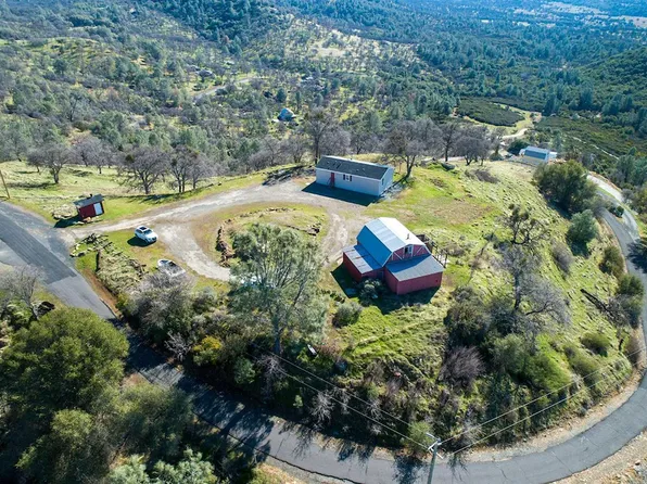4655 Appaloosa Rd, Angels Camp, CA 95222