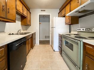 106 N McKinley Ave, Muncie, IN 47303