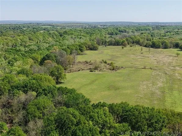 280th Ave, Spiro, OK 74959