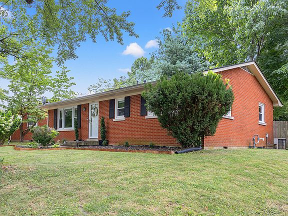 3rd image of 642 Parkside Dr