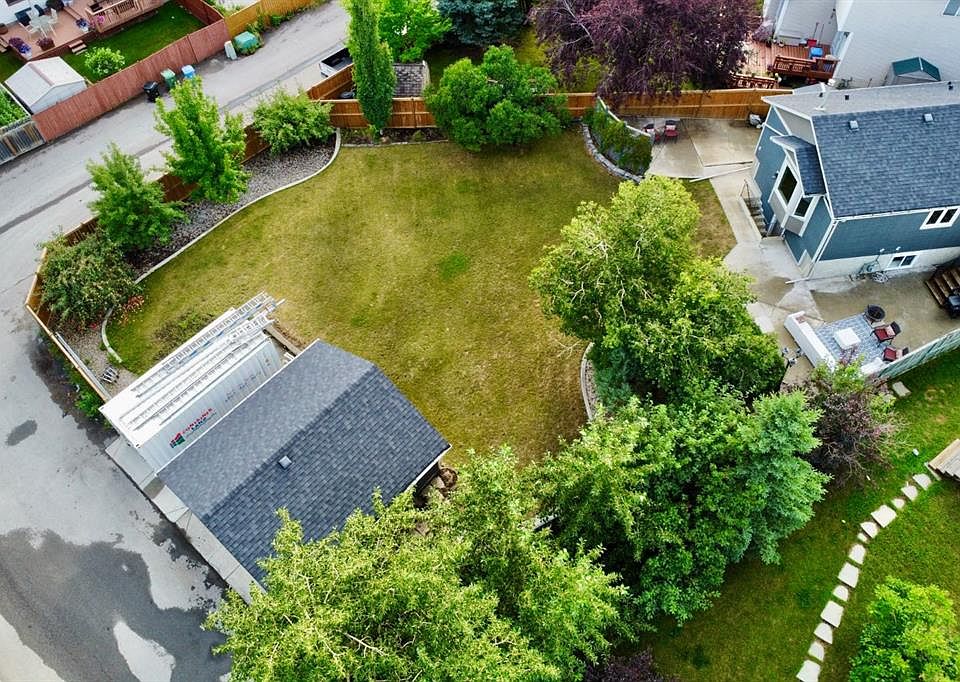 1st image of 230 NW Mount Lorette Pl SE