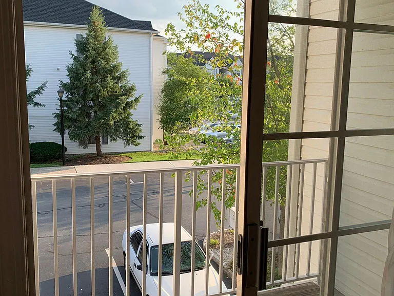 823 Waterford Dr #823 — Photo 7