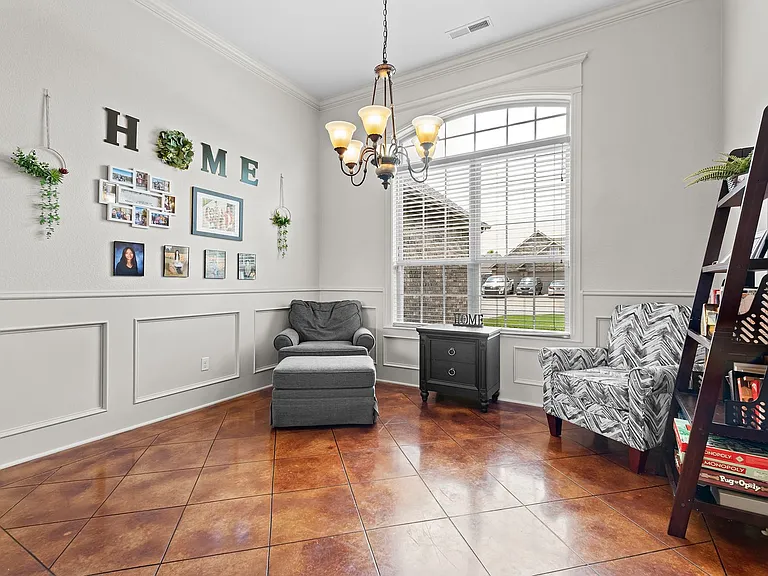 1048 Tarah Knolls Cir — Photo 6